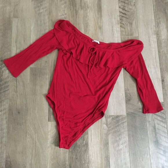 Flamenco Red Ruffle Collar 3/4 Sleeve Bamboo Bodysuit - Picture 10 of 15